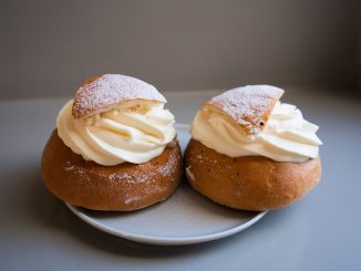 7 goda och enkla bakverk för fikastunden illustration