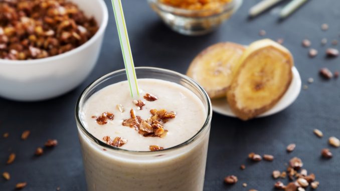 Hälsosamma smoothiebowls med exotiska frukter illustration